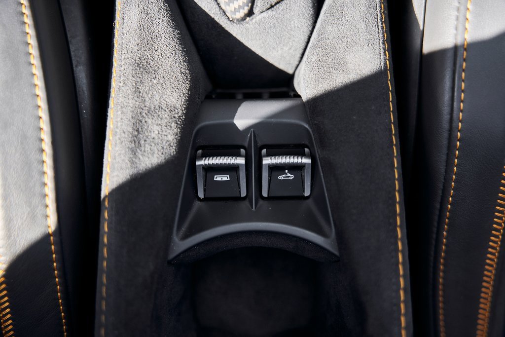 Used 2020 McLaren 720S Performance image 63