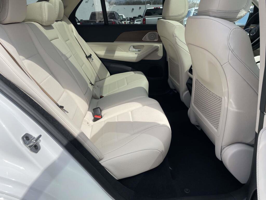 New 2026 Mercedes-Benz GLE 350 4MATIC image 18