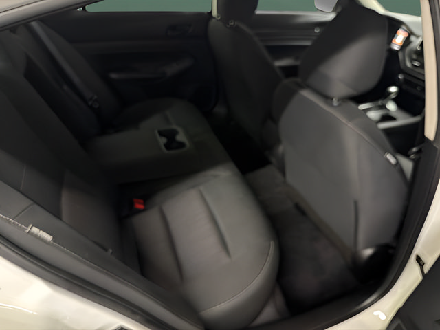 Used 2025 Nissan Altima 2.5 S FWD image 13