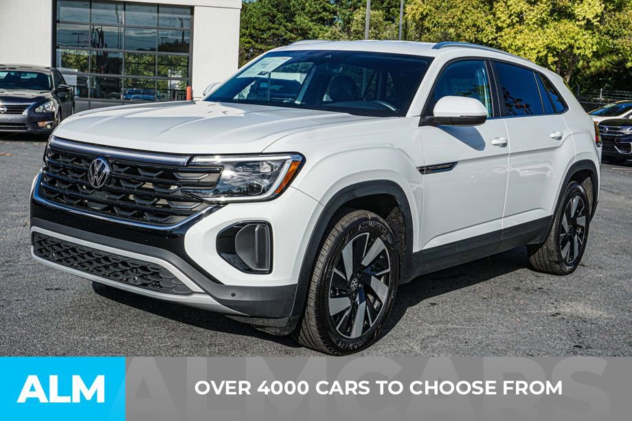 Used 2024 Volkswagen Atlas Cross Sport SE image 3