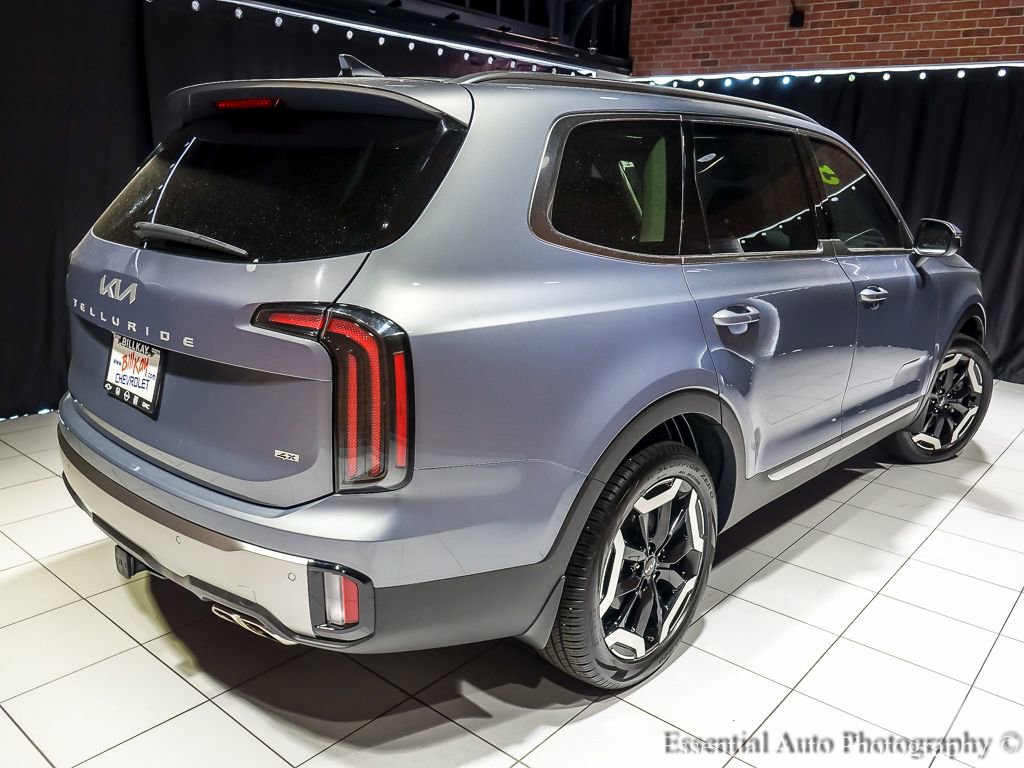 Used 2025 Kia Telluride EX w/ EX Captain's Chair Package AWD/4WD image 12