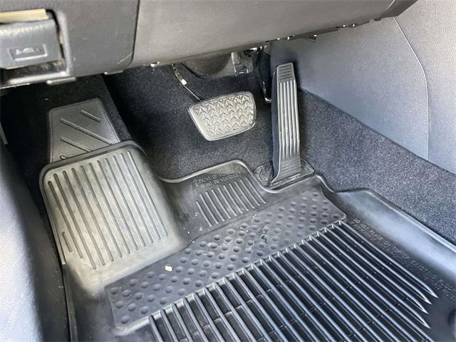 Used 2019 Toyota RAV4 XSE image 17