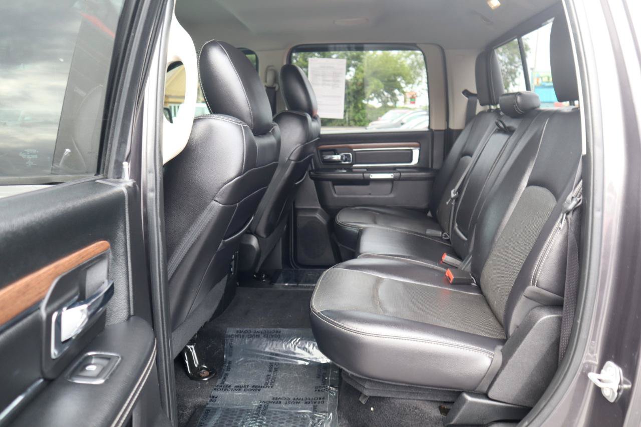 Used 2017 RAM 1500 Laramie w/ Convenience Group AWD/4WD image 15