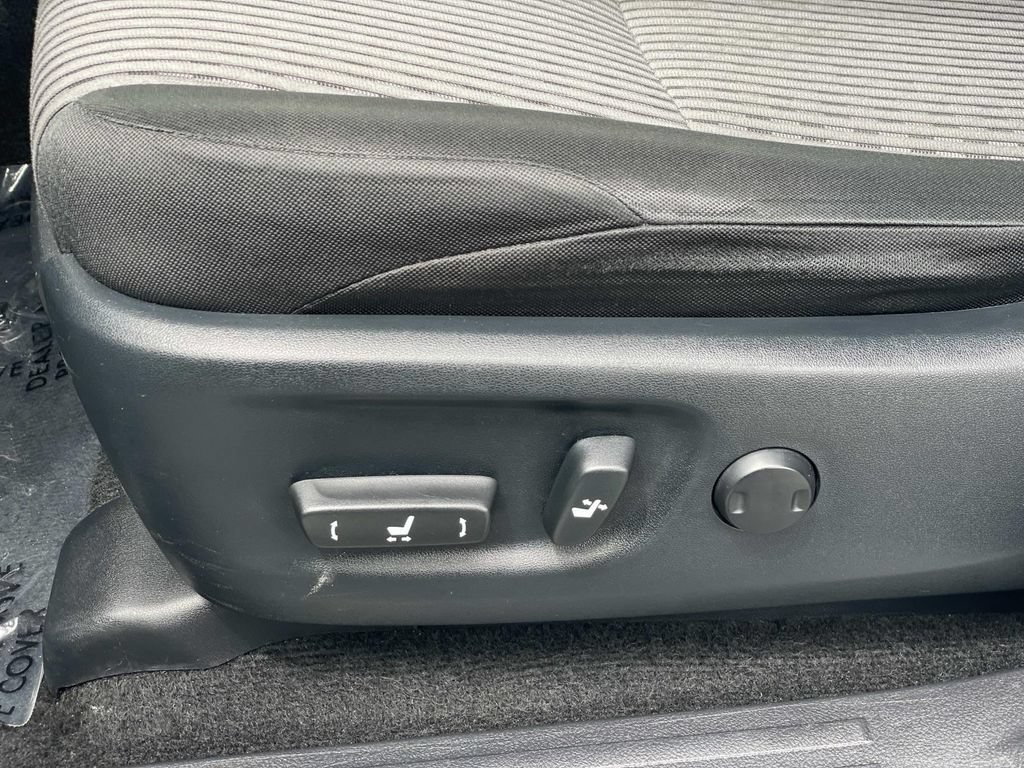 Used 2022 Toyota 4Runner SR5 RWD image 19
