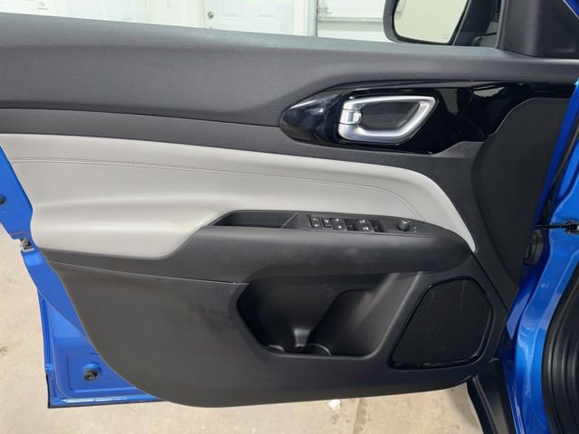 Used 2024 Jeep Compass Limited image 10