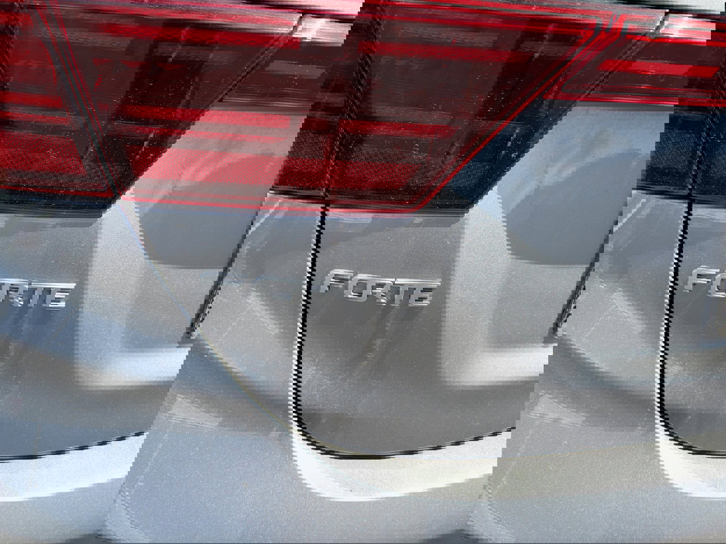 Used 2023 Kia Forte GT-Line w/ GT-Line Technology Package image 38