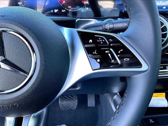 New 2026 Mercedes-Benz GLB 250 image 21