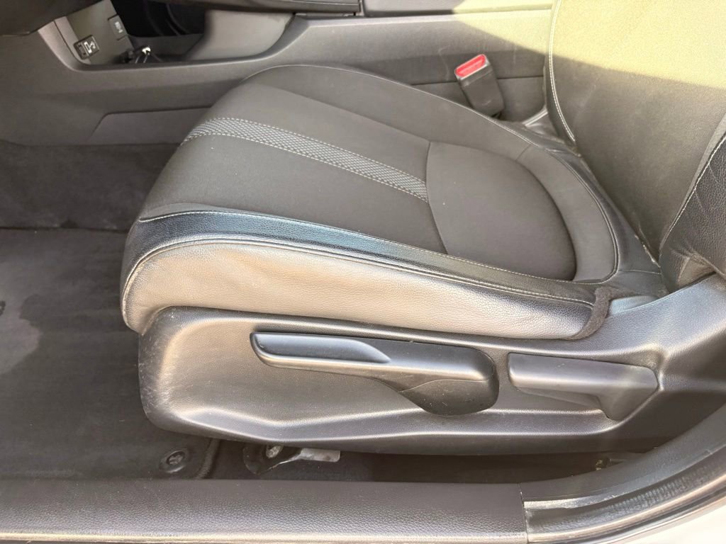 Used 2021 Honda Civic Sport image 32