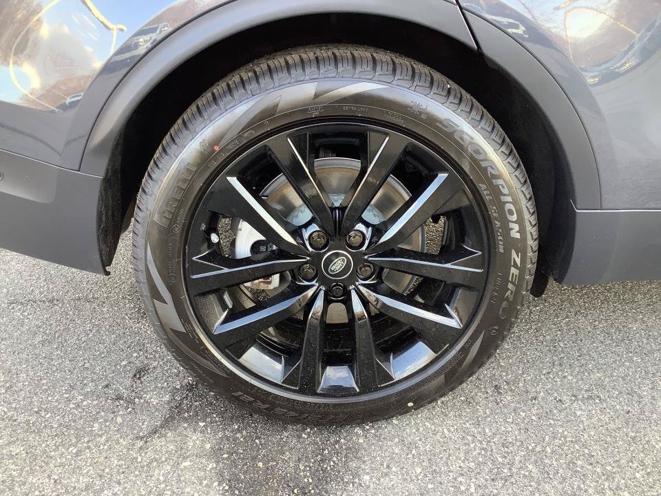 New 2026 Land Rover Discovery S AWD/4WD image 27