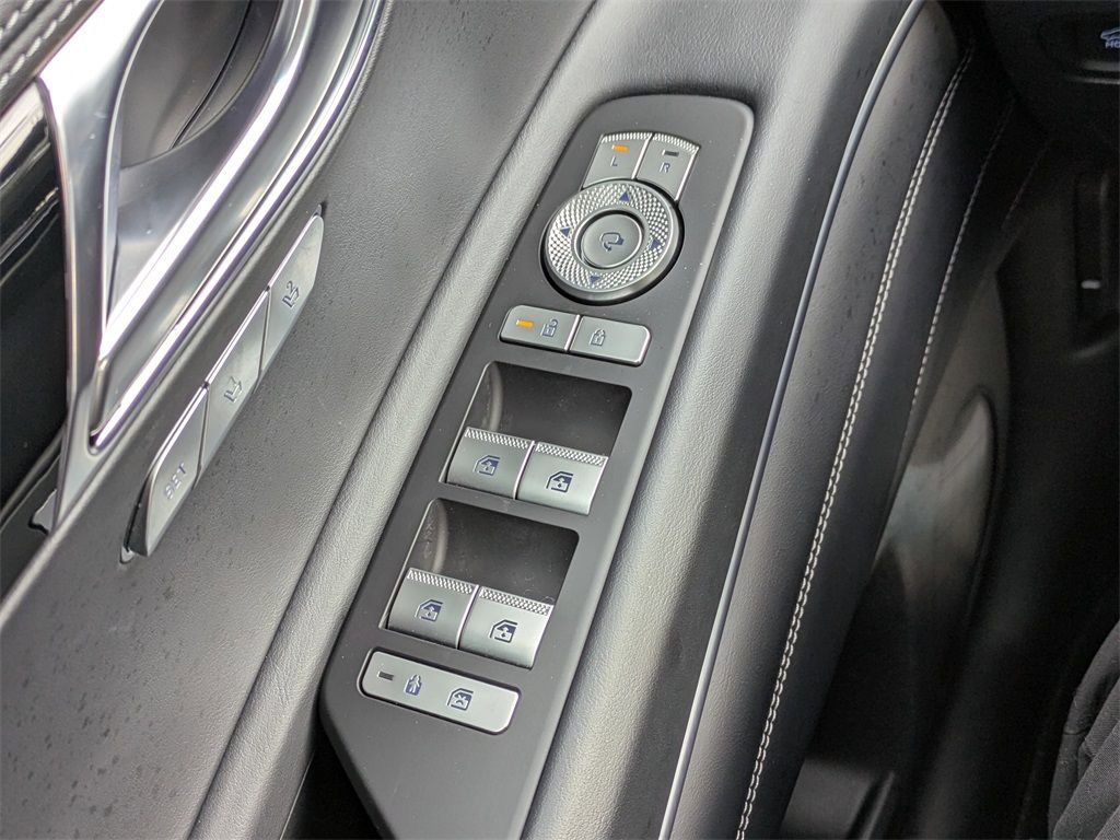 Used 2025 Genesis GV80 2.5T image 23