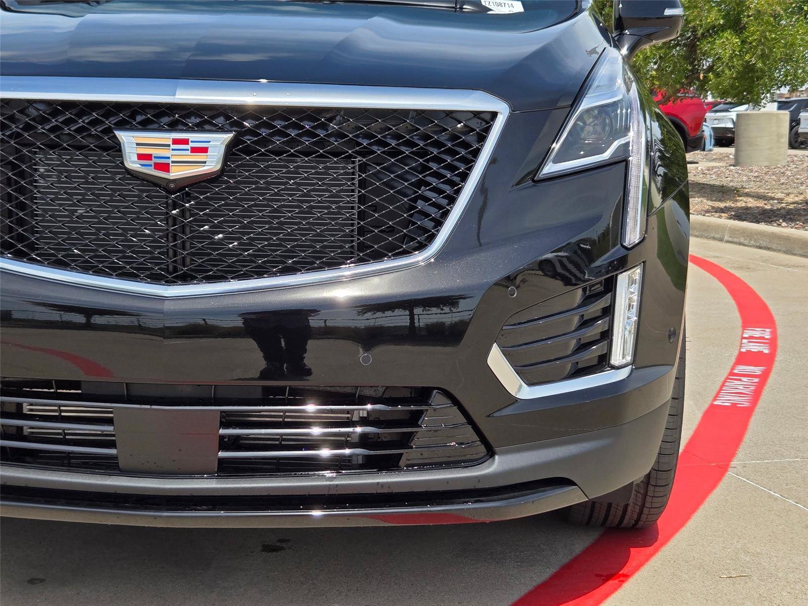 New 2026 Cadillac XT5 Sportv w/ LPO, Floor Liner Package AWD/4WD image 6