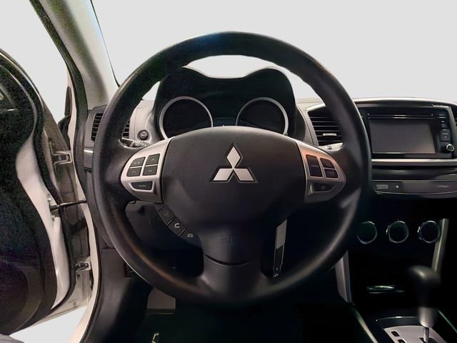 Used 2017 Mitsubishi Lancer ES FWD image 9
