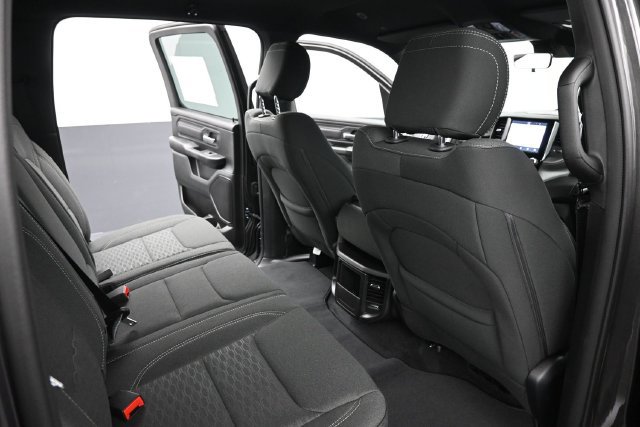 New 2027 RAM 1500 Express AWD/4WD image 25