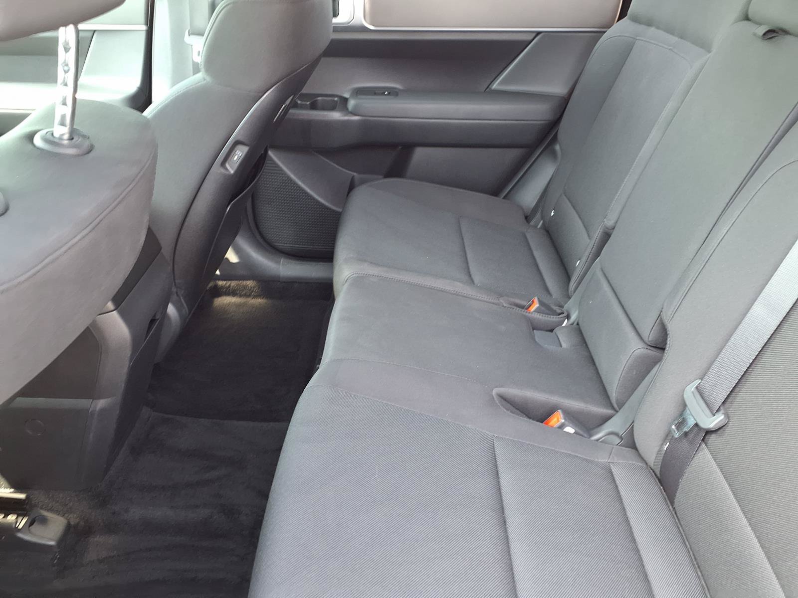 Certified 2026 Hyundai Santa Fe SE FWD image 11