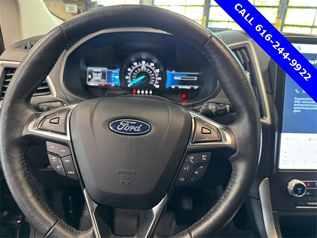 Used 2022 Ford Edge SEL w/ Sport Appearance Package image 18