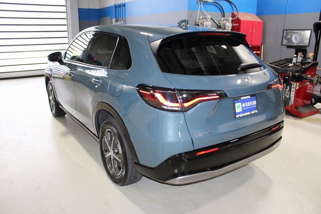 Used 2025 Honda HR-V EX-L image 40