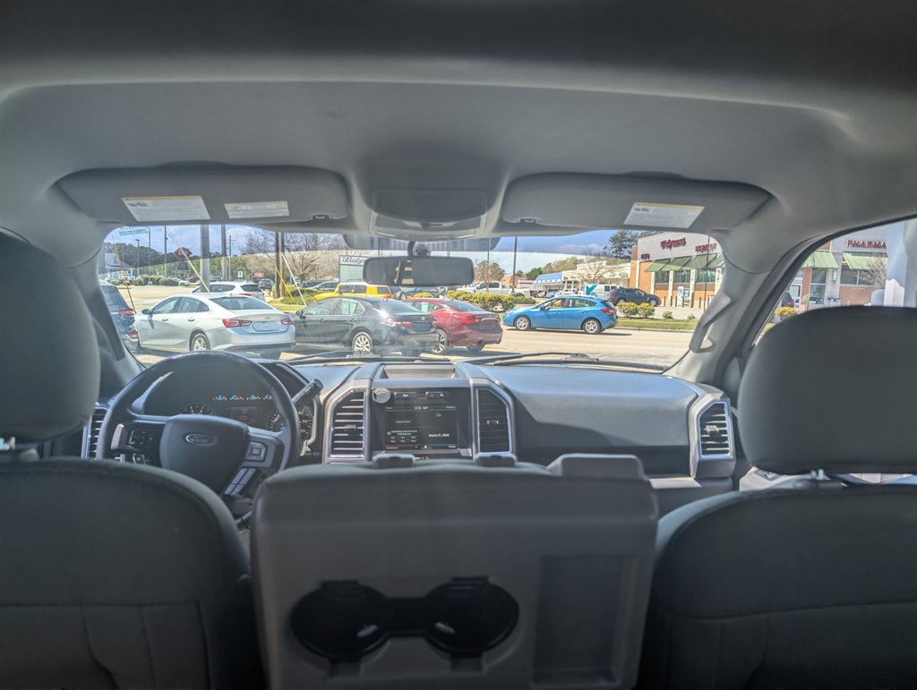 Used 2015 Ford F150 XLT w/ Equipment Group 302A Luxury AWD/4WD image 28