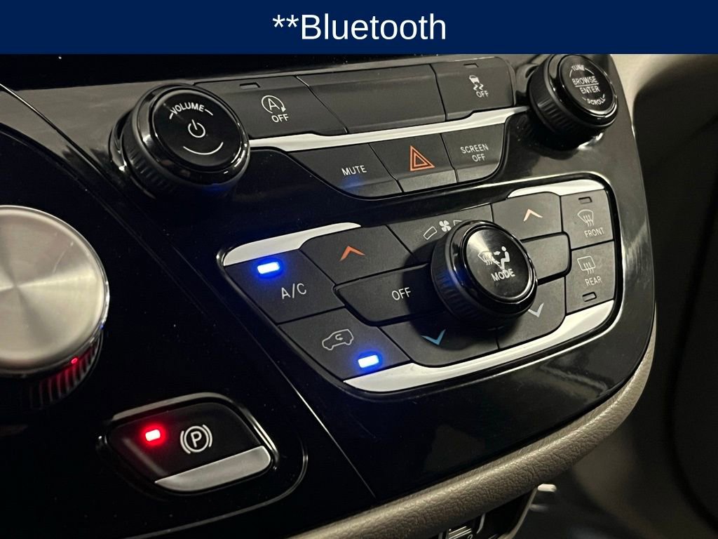 Used 2021 Chrysler Voyager Lxi image 9