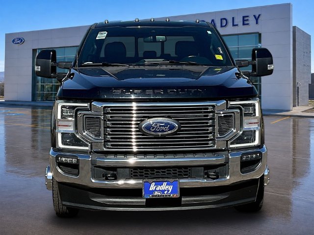 Used 2022 Ford F350 Lariat w/ Lariat Ultimate Package AWD/4WD image 2