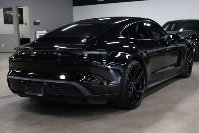 Used 2021 Porsche Taycan RWD image 5