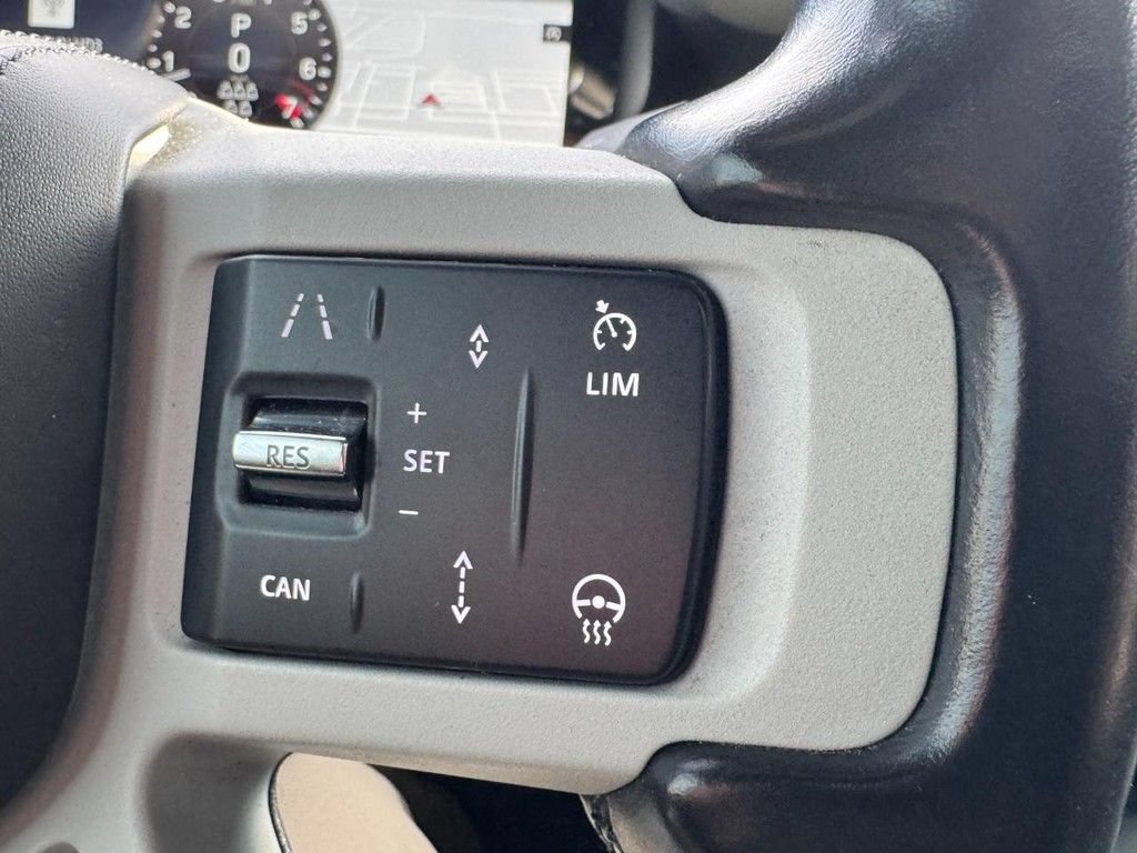 Used 2022 Land Rover Defender 110 X-Dynamic HSE AWD/4WD image 19