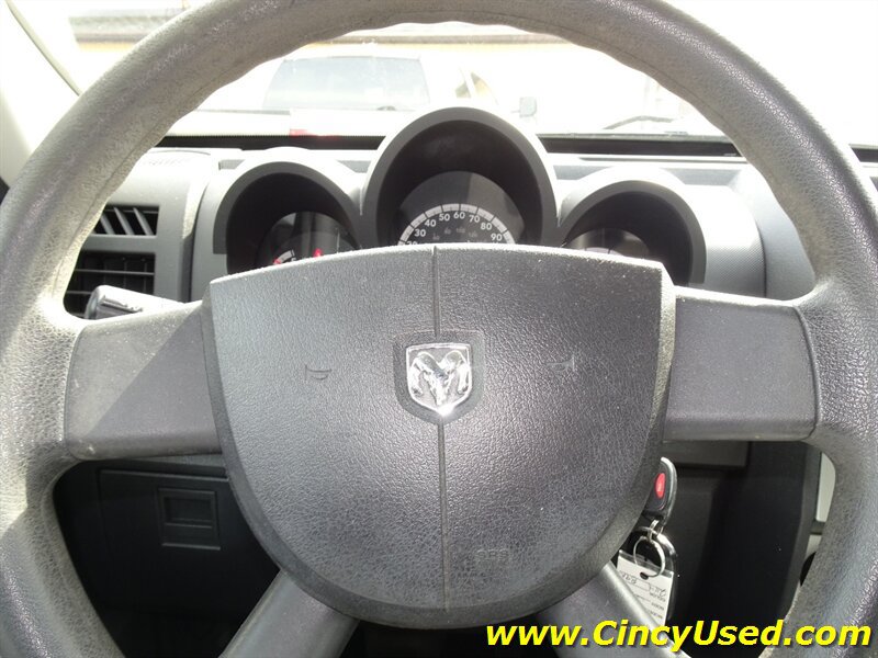Used 2010 Dodge Nitro Heat AWD/4WD image 19