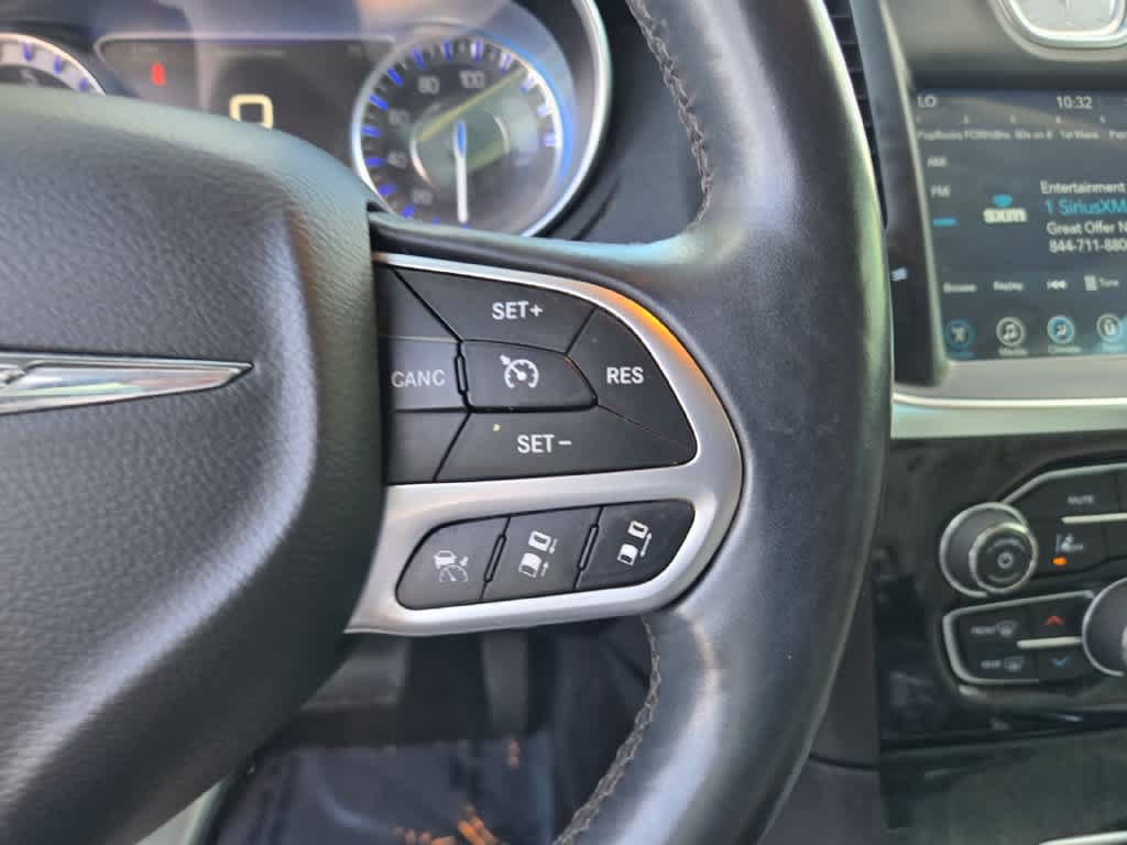 Used 2017 Chrysler 300 C w/ Safetytec Plus Group RWD image 18