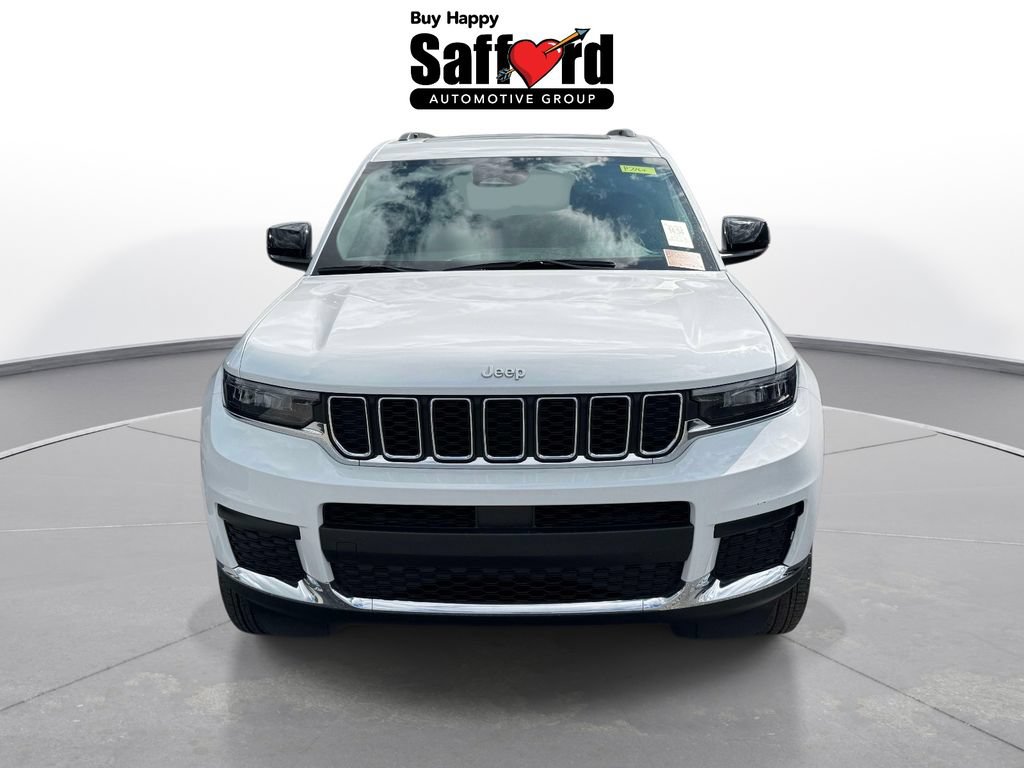 Used 2025 Jeep Grand Cherokee L Laredo AWD/4WD image 4