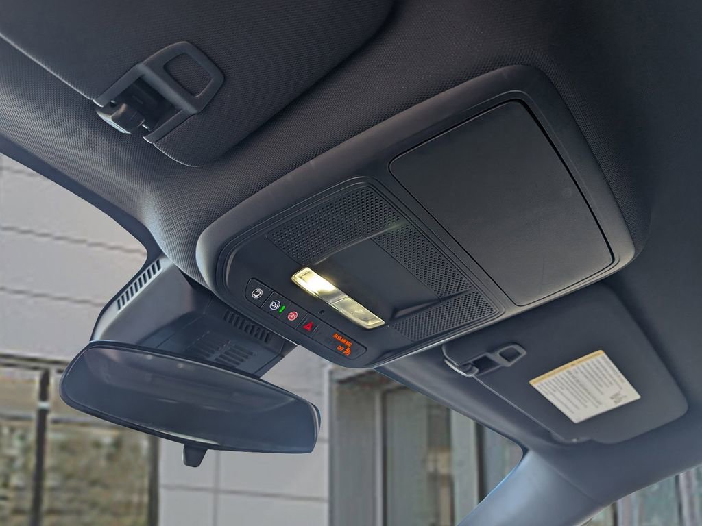 Used 2025 GMC Terrain Elevation image 32