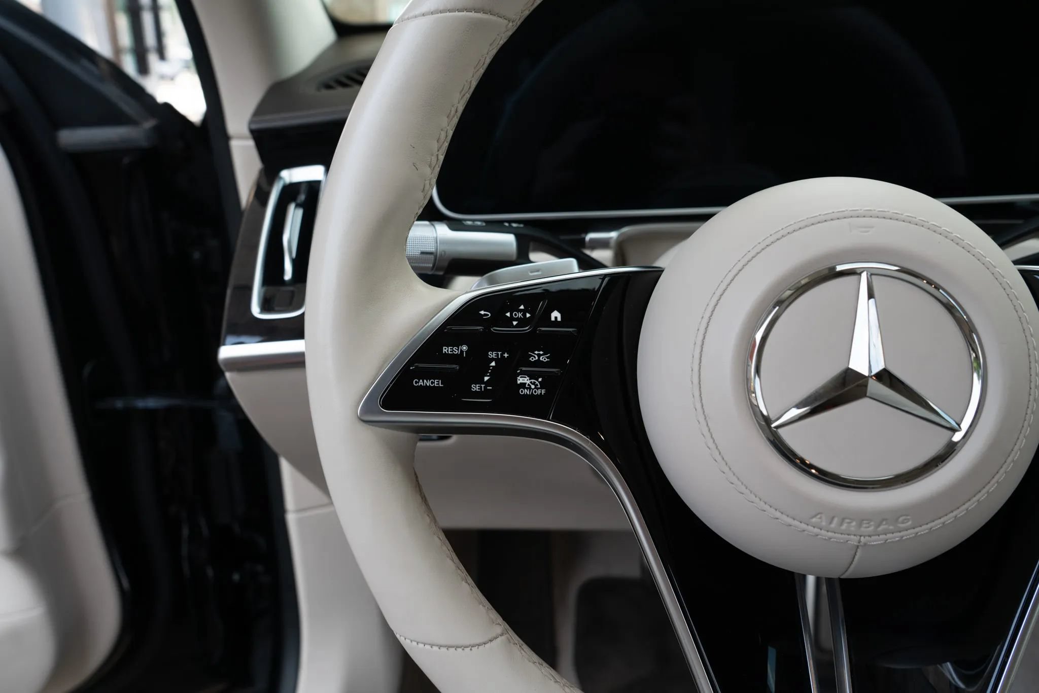 Used 2023 Mercedes-Benz Maybach S 680 4MATIC image 54