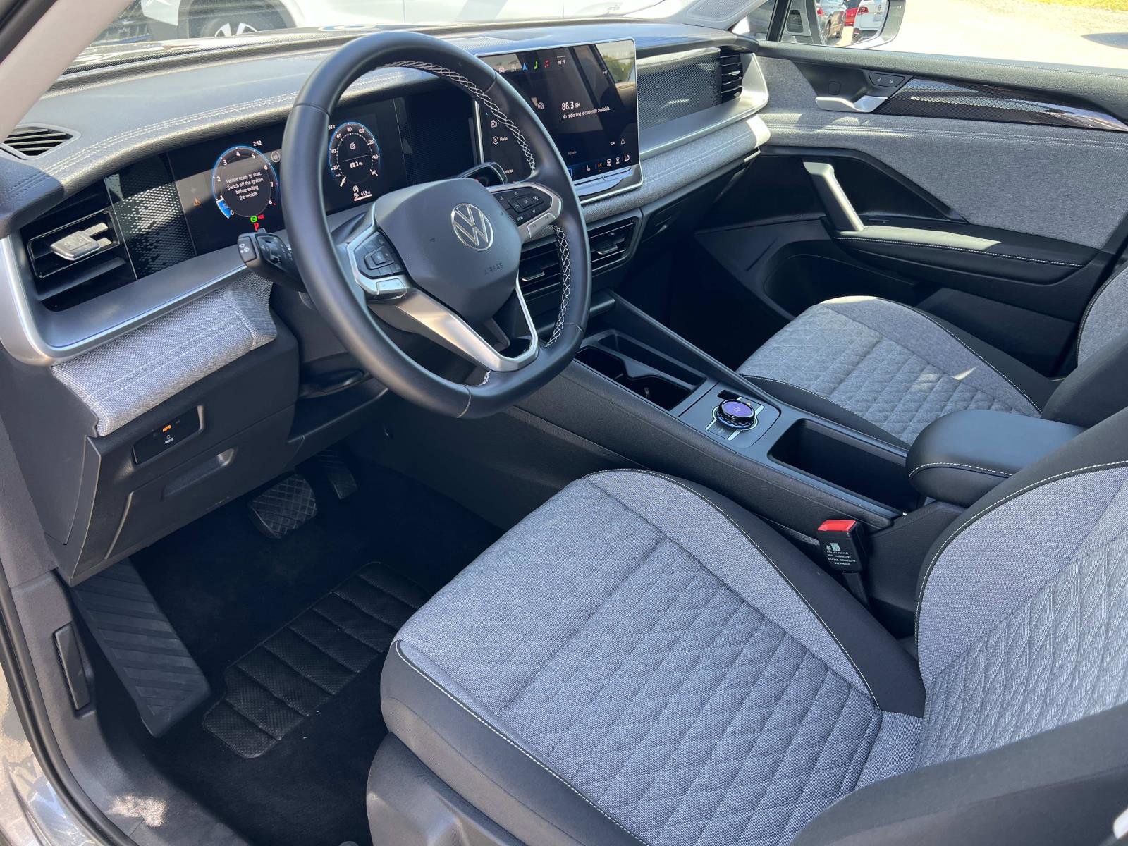 Certified 2025 Volkswagen Tiguan S FWD image 5