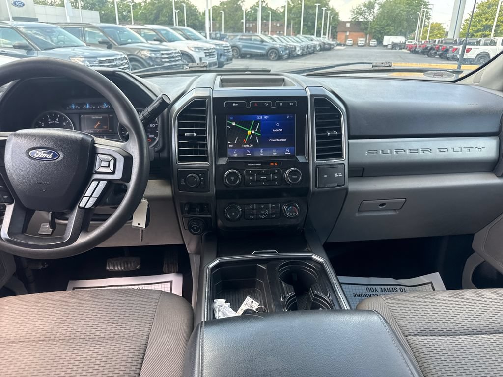 Used 2022 Ford F350 XLT w/ XLT Premium Package AWD/4WD image 26