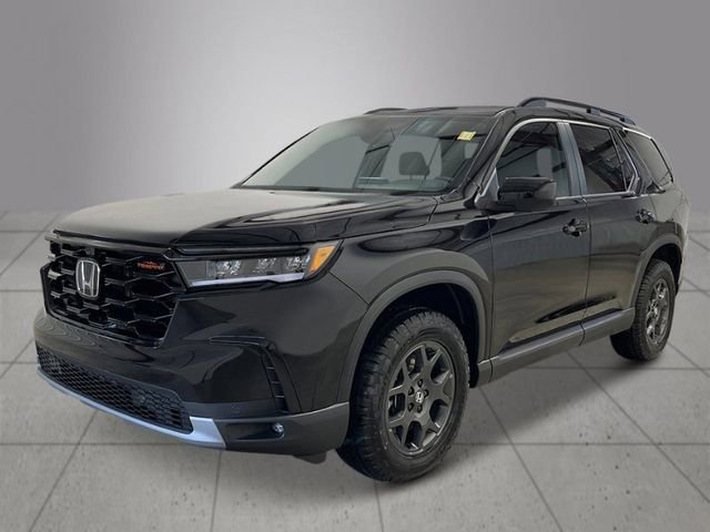 New 2025 Honda Pilot TrailSport image 1