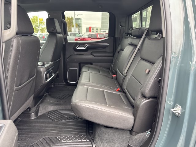 Used 2026 Chevrolet Silverado 1500 LTZ AWD/4WD image 25