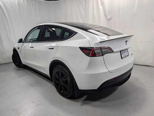 Used 2023 Tesla Model Y Long Range AWD/4WD image 5