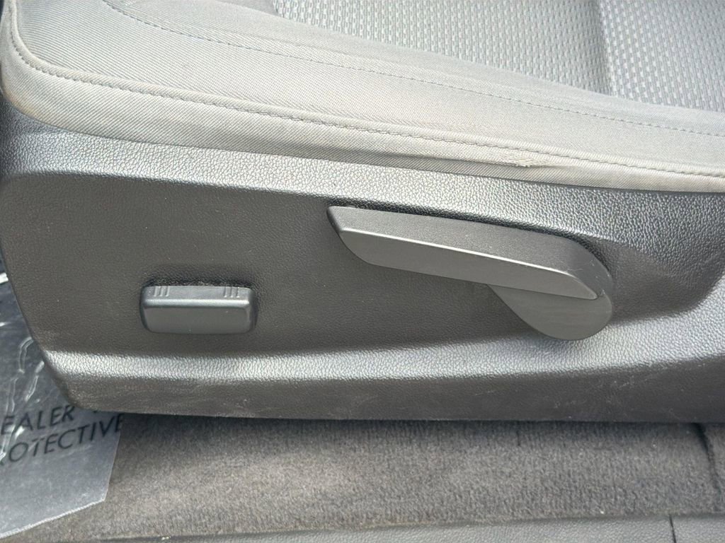 Used 2019 GMC Canyon W/T RWD image 19