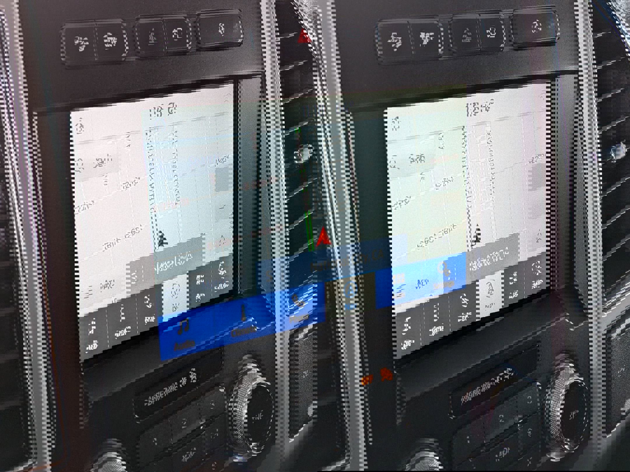 Used 2019 Ford F150 Lariat w/ Equipment Group 502A Luxury image 21