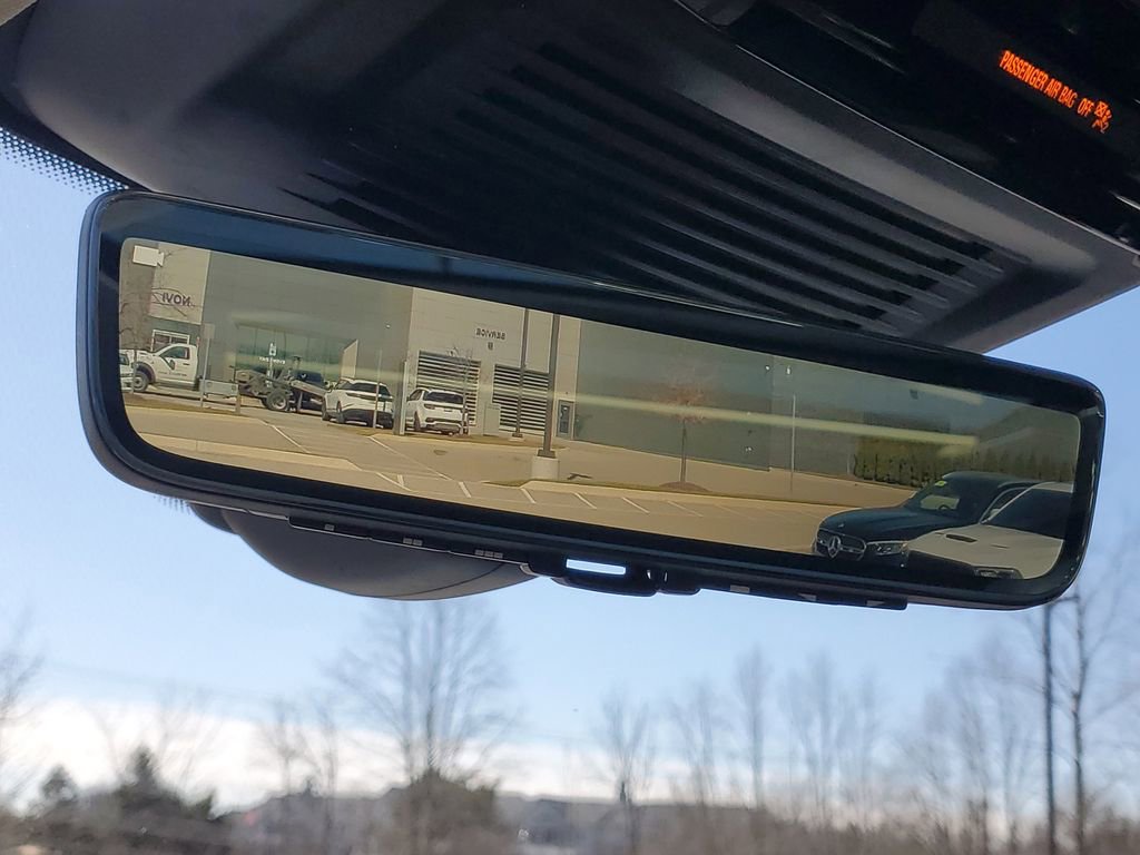 Used 2025 Land Rover Range Rover Long Wheelbase Autobiography image 22