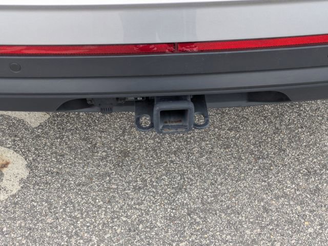 Used 2025 Volkswagen Atlas SE image 32