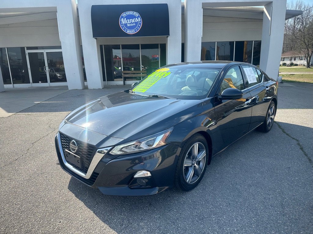Used 2022 Nissan Altima 2.5 SL image 1