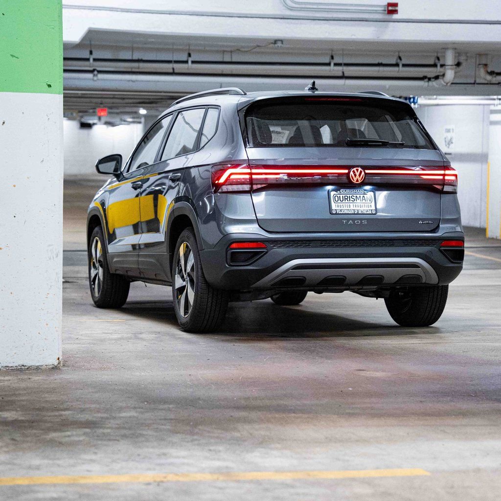 New 2026 Volkswagen Taos S image 5