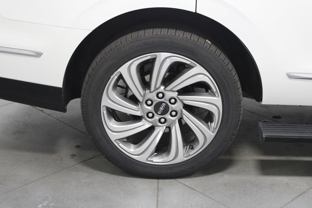 Used 2023 Lincoln Navigator Reserve image 16