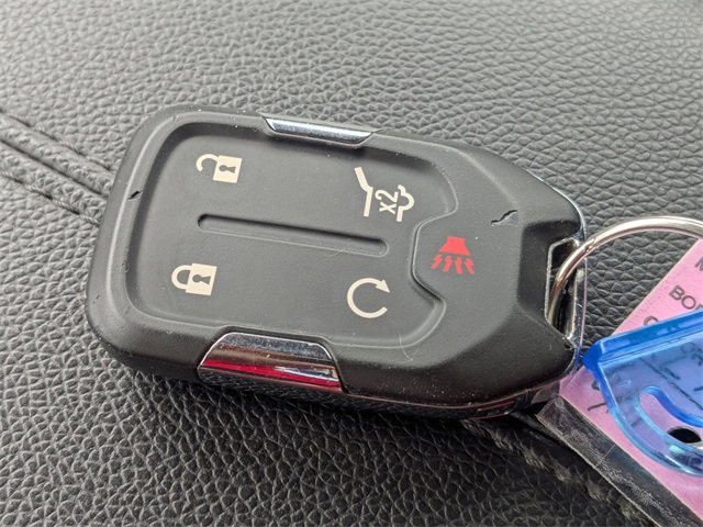 Used 2024 GMC Terrain SLT image 32