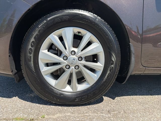 Used 2016 Kia Sedona LX w/ Option Group 020 FWD image 31