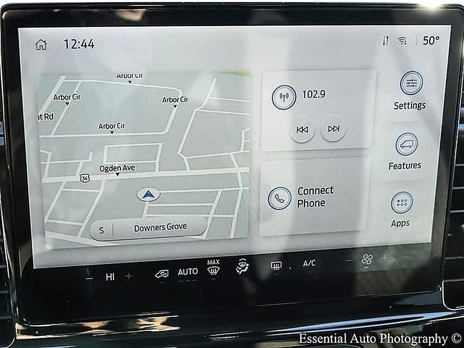 Used 2023 Ford Transit 350 XLT image 4