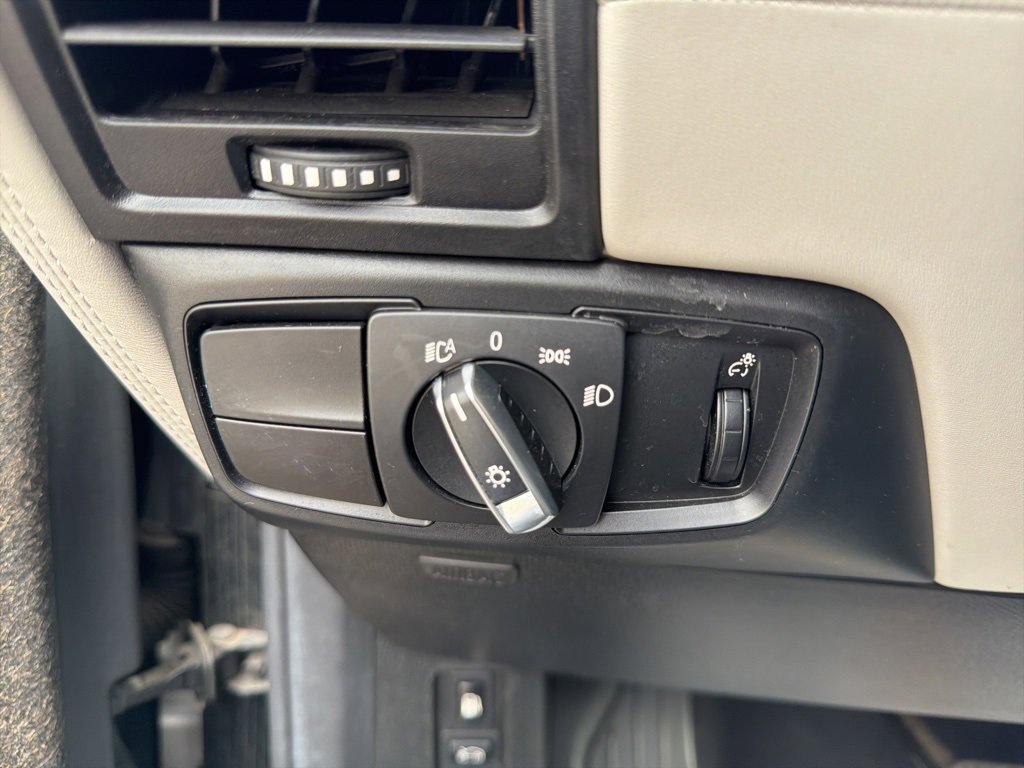 Used 2017 BMW i3 w/ Range Extender image 22