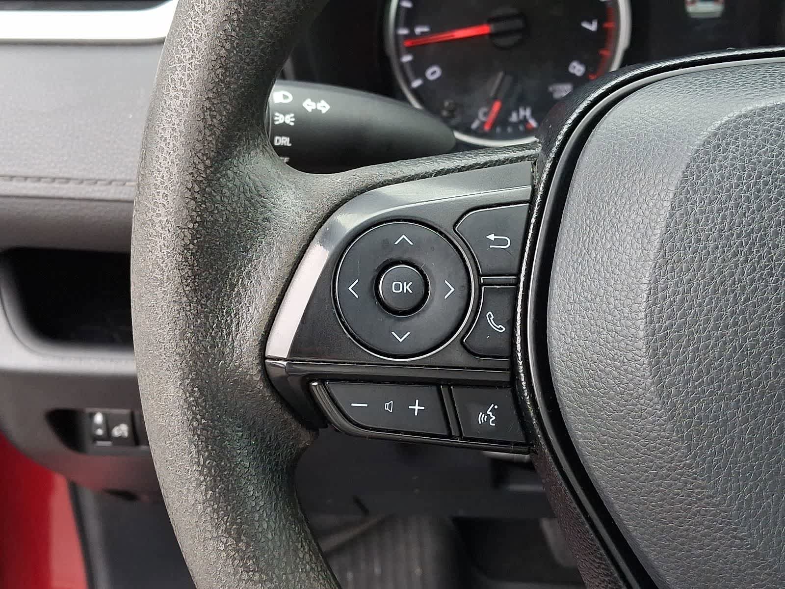 Certified 2022 Toyota RAV4 LE image 24
