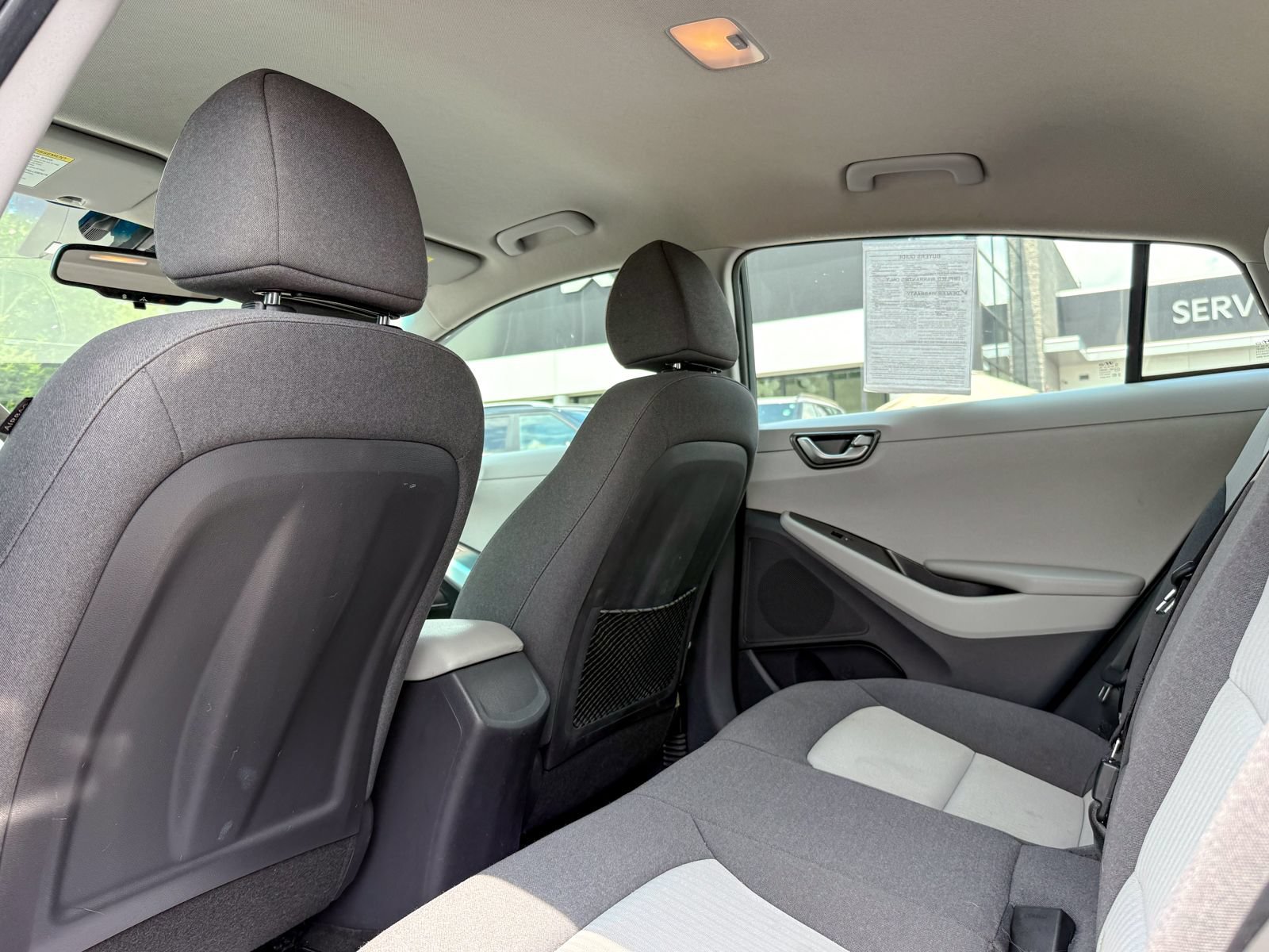 Used 2020 Hyundai Ioniq SE FWD image 35