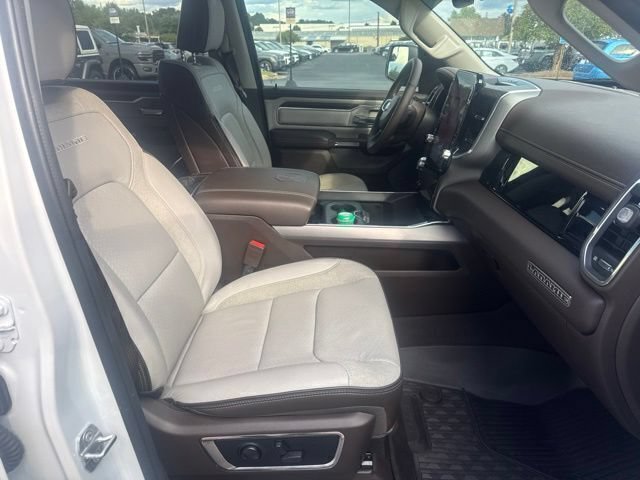 Used 2025 RAM 1500 Laramie AWD/4WD image 24