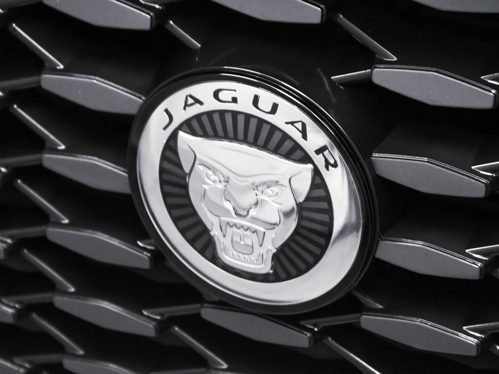 Used 2024 Jaguar XF R-Dynamic SE image 86